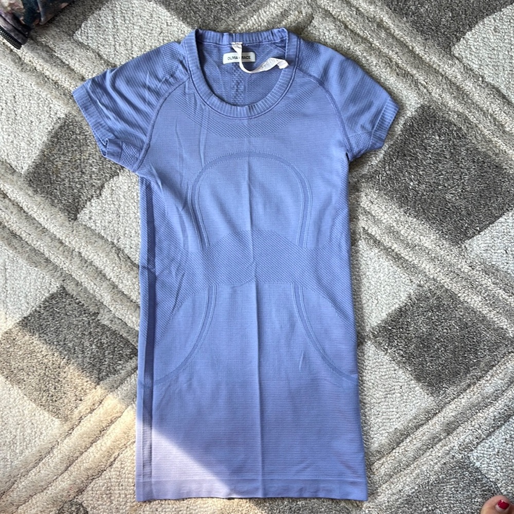 Lululemon swiftly tech short sleeve shirt